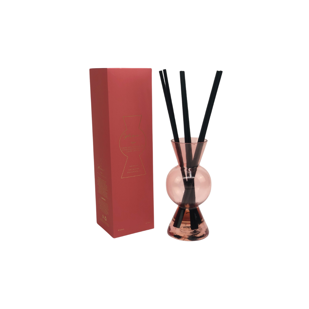RQQc5e8U4EYsLbR1d8WtOjboXjiEs8lq3gaaQvO3 PERFUME - Image 1